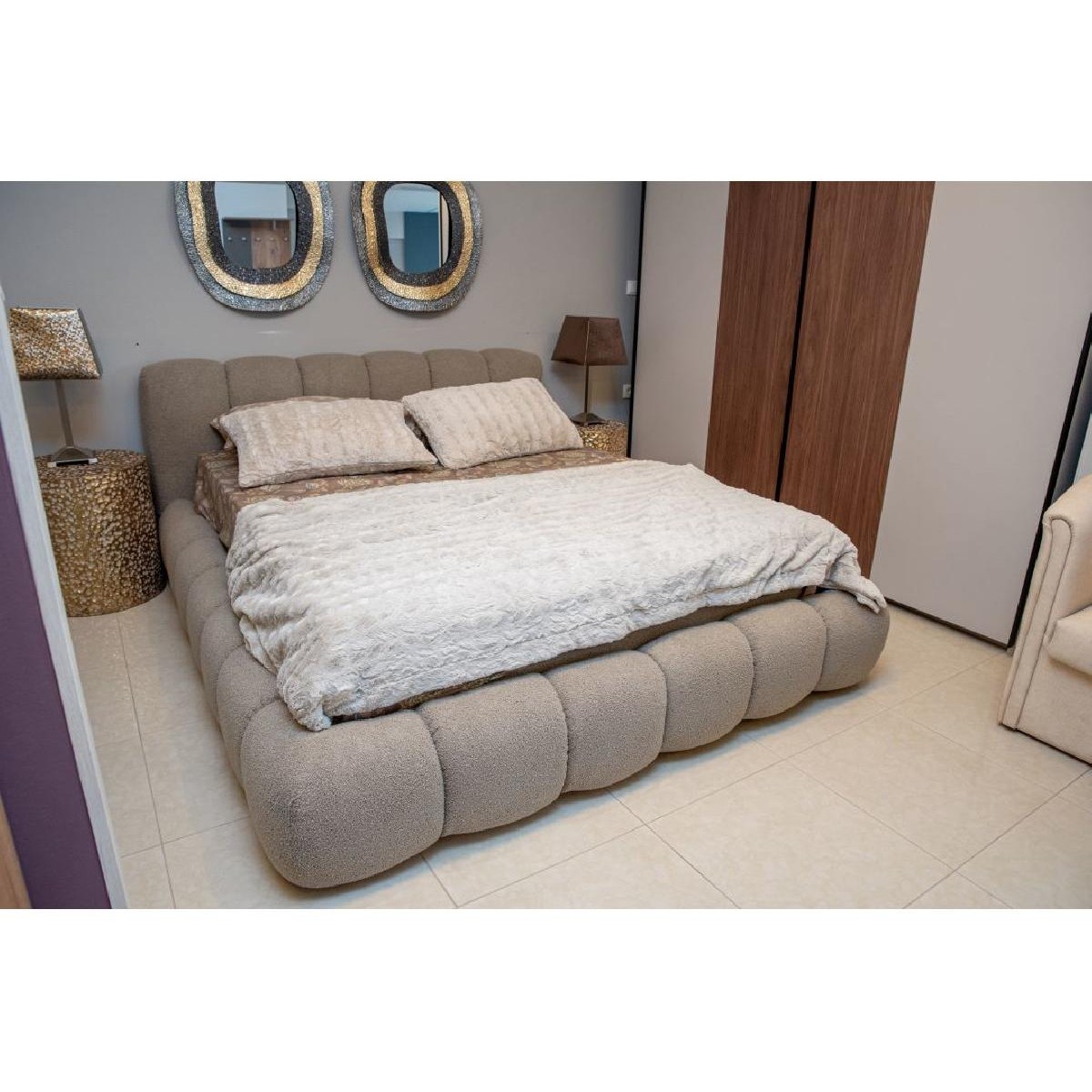 Κρεβάτι με αποθηκευτικό χώρο και σομιέ Berry Taupe 160×200