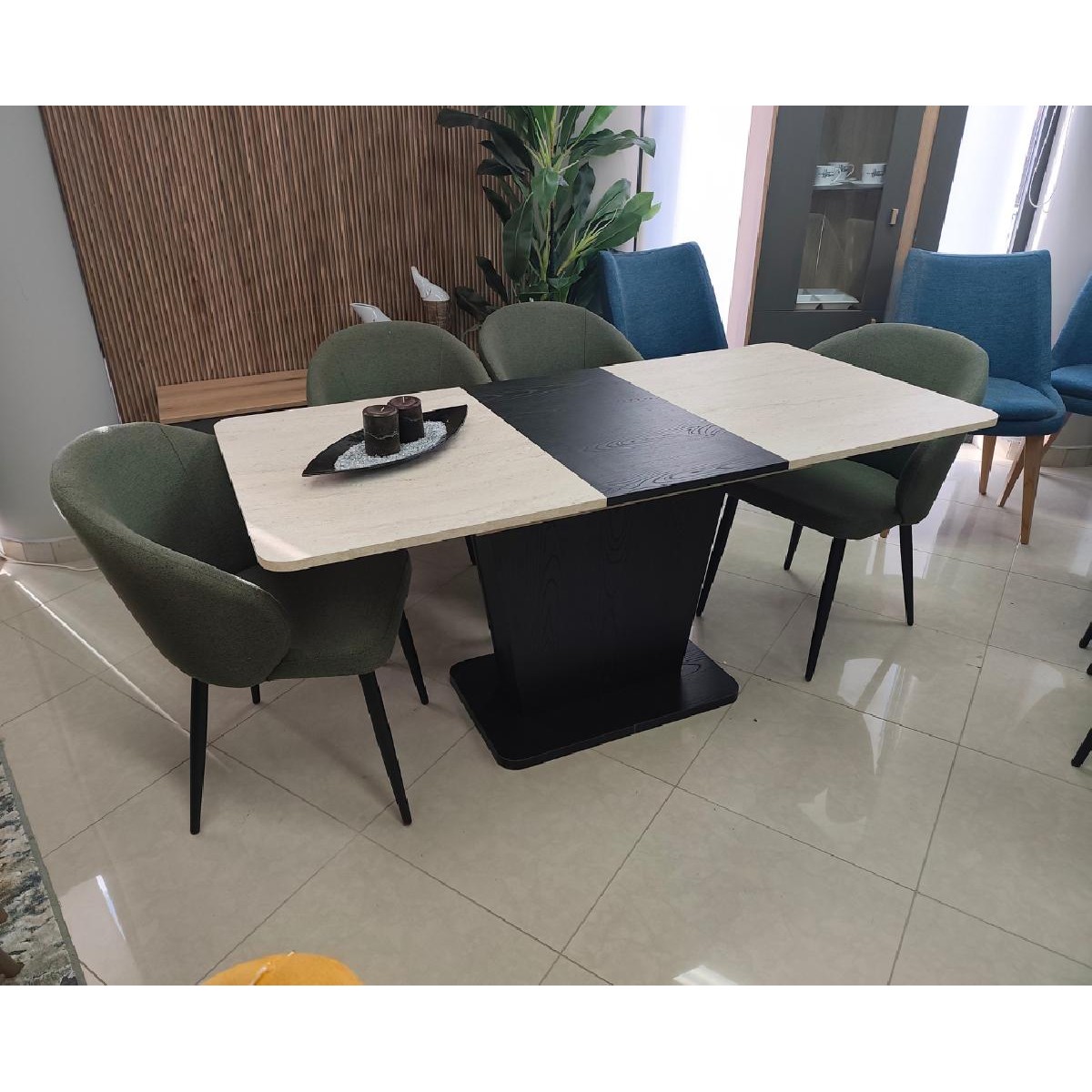 Επεκτεινόμενο τραπέζι δείπνου LALI Traverten/ μαύρο 120+45x75x76